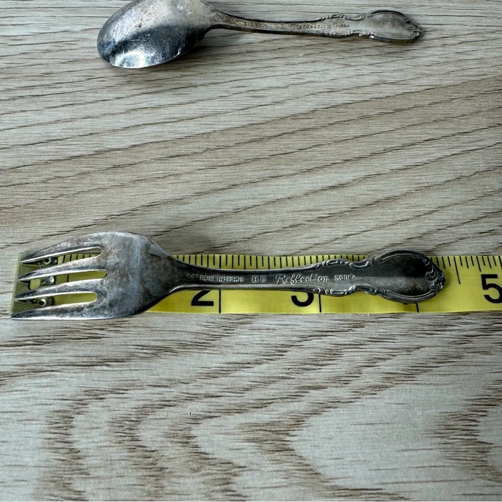 1847 Rogers Bros I S‎ Silverplated Reflection Baby Spoon & Fork Silverware Set